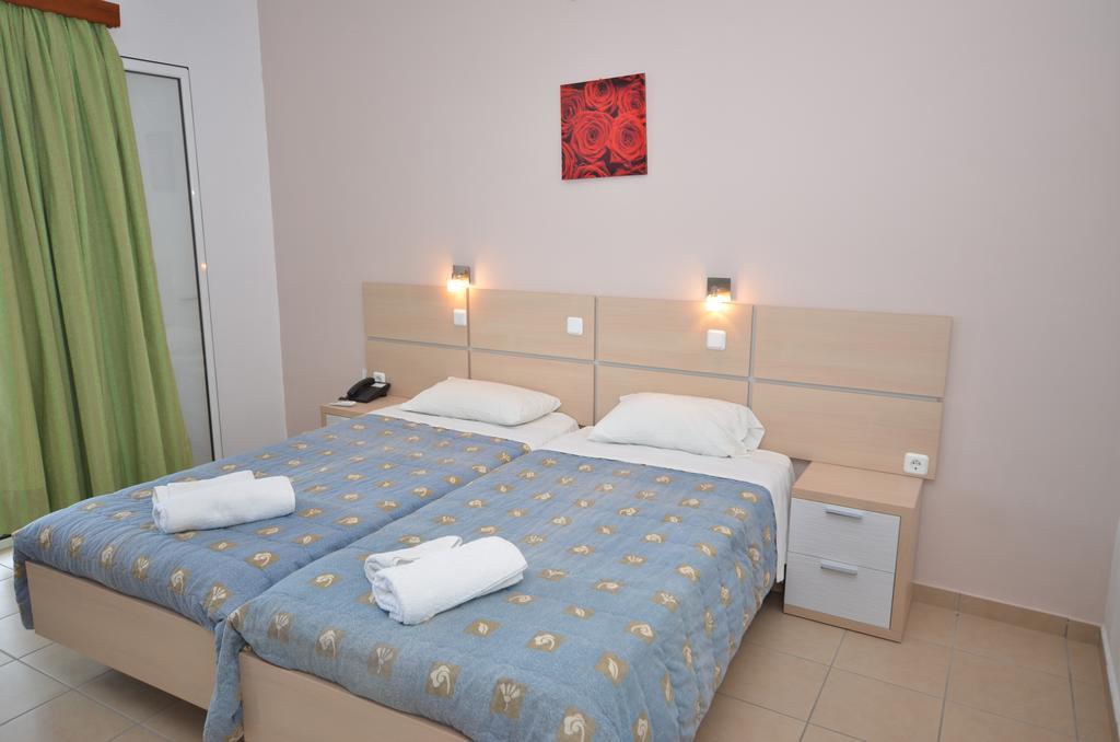 Paradiso Hotel Sea View And Pool Suites Ipsos Corfu エクステリア 写真